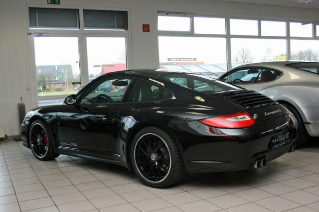 Left hand drive PORSCHE 911 997 Carrera GTS PDK 
